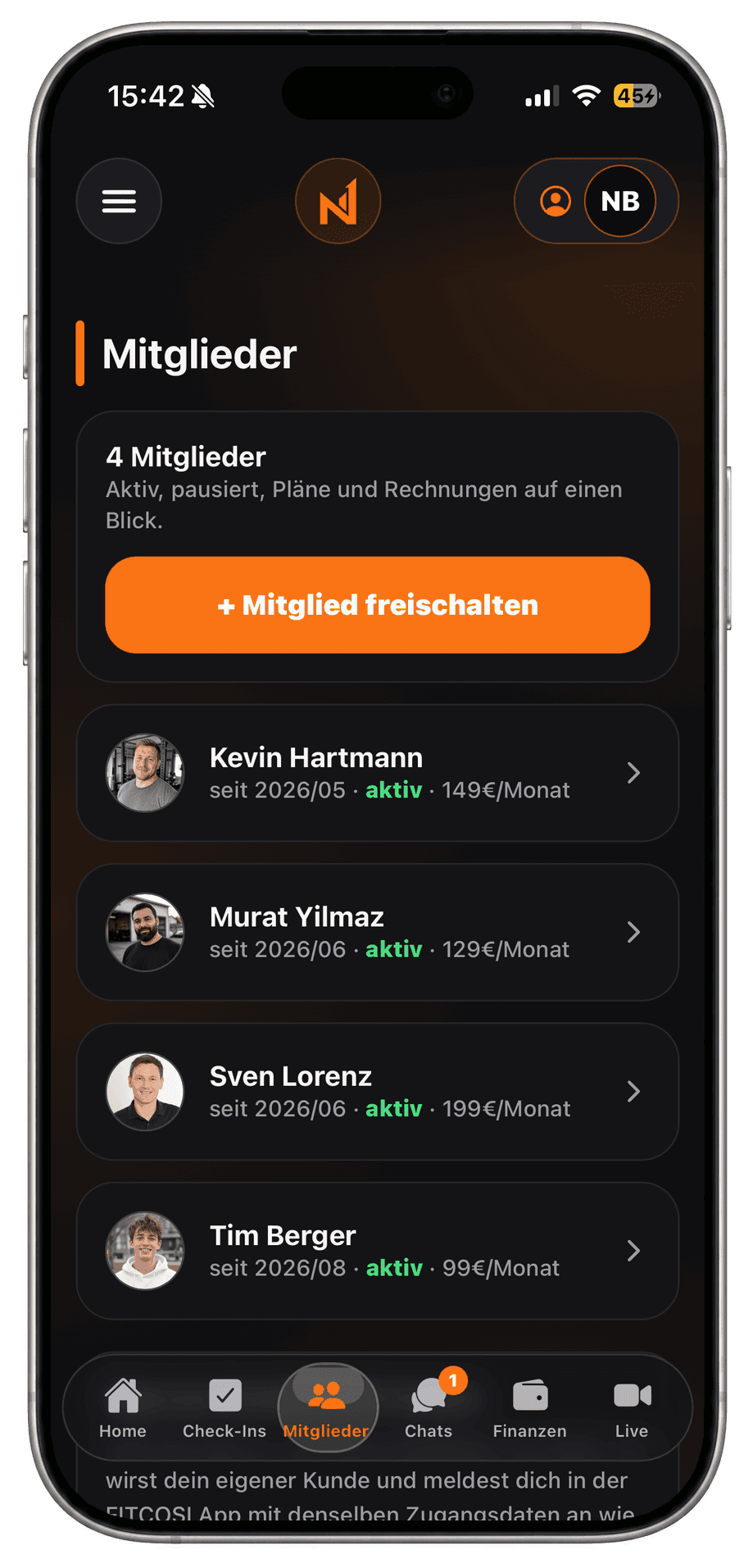 Mitgliederliste in der Coach-App mit Status, Startdatum und monatlichem Preis je Athlet