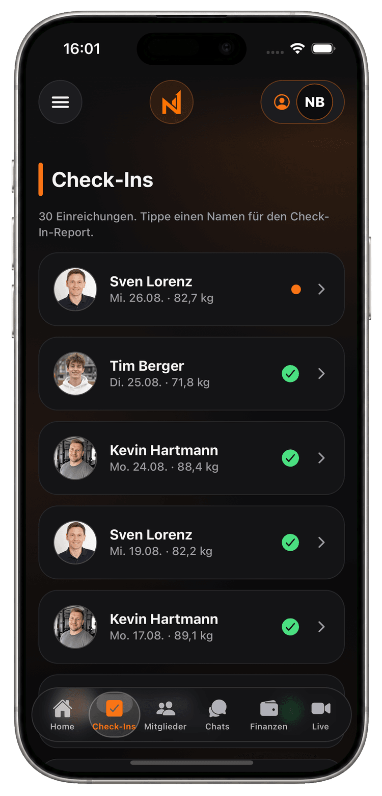 Check-in-Liste in der Coach-App mit offenen und erledigten Einreichungen